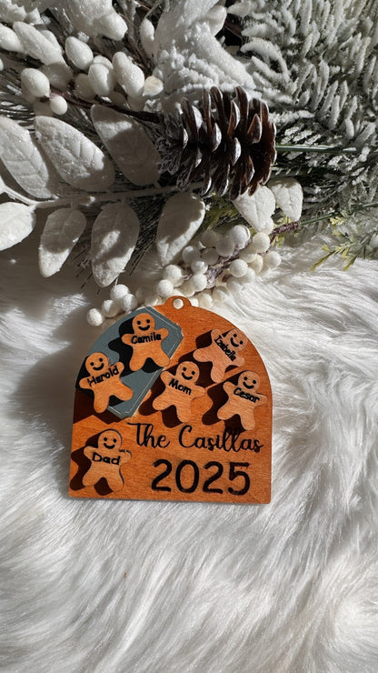 Personalized Family Baking Pan Ornament 🍪